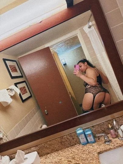 Peaches Young Hispanic whore image 3