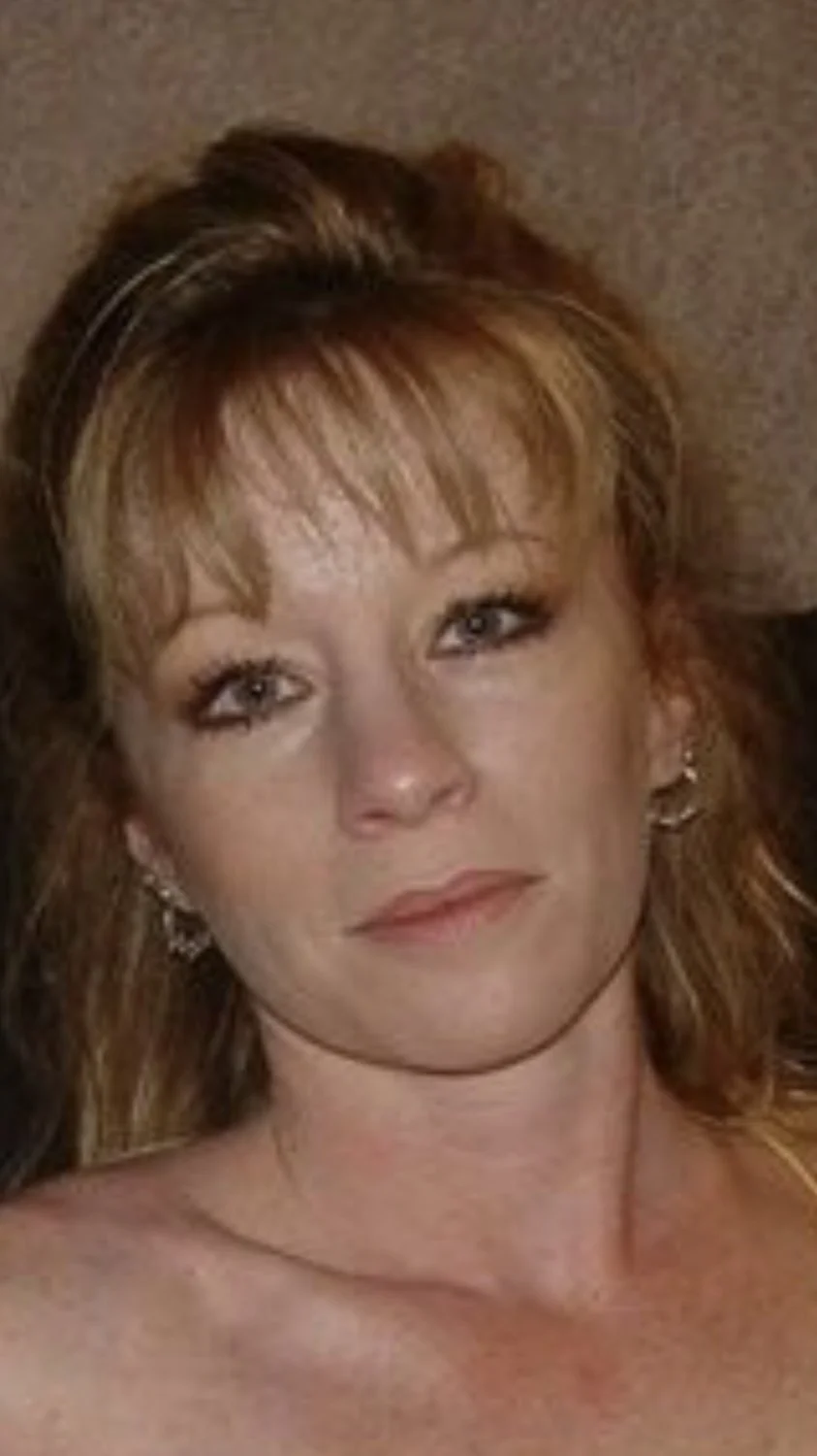 Mature ginger MILF whore showing off her perfect tits. That asshole tho🤤🤤 image 25