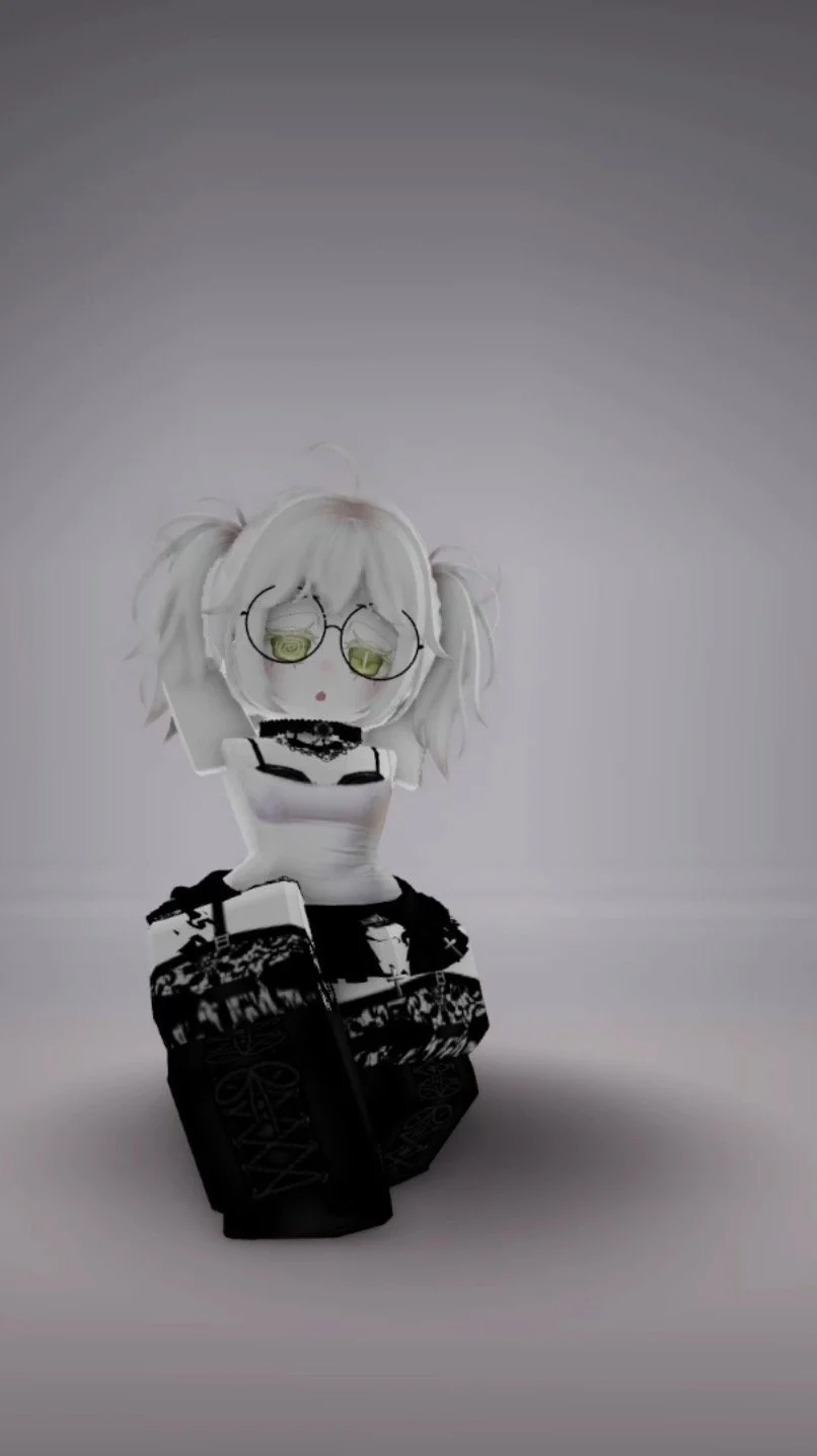 My Roblox Avatar 🥴🫣❤️ image 8