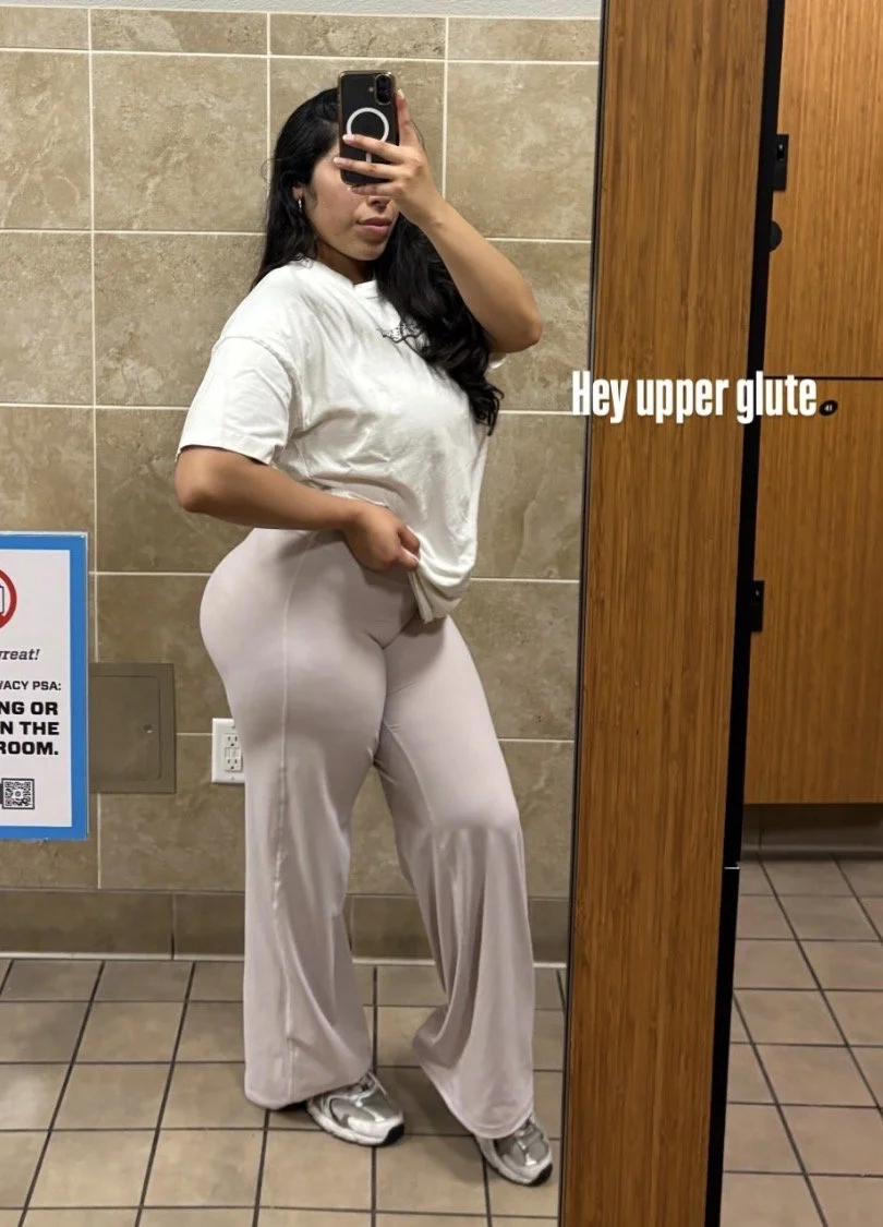 Sexy Big Titty SoCal Latina fitness baddie Leslie is a muscle mami who deserves cum image 1