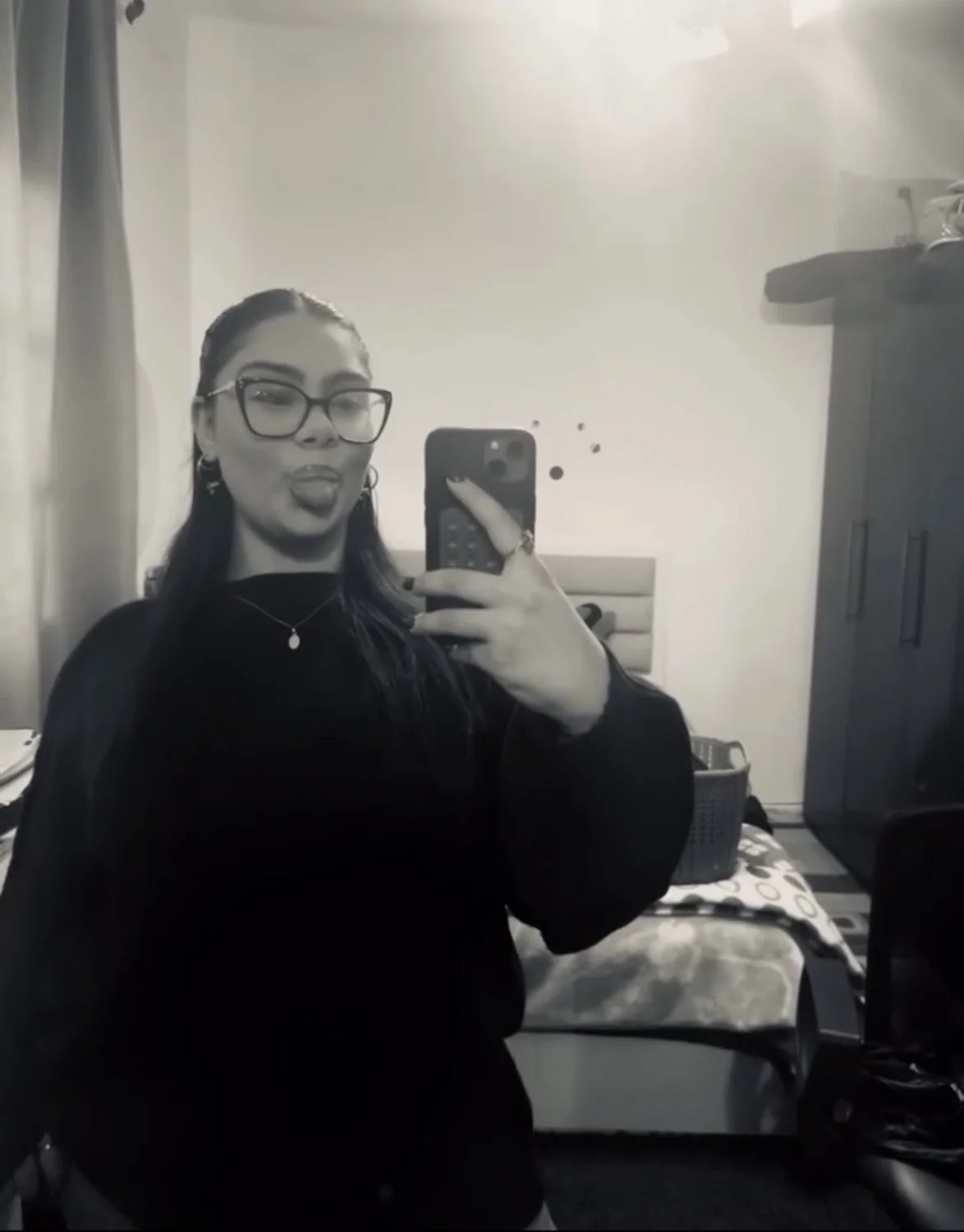 French Arabic sexy TikTok slut spy nude sexy boobs France feet salope pute image 34