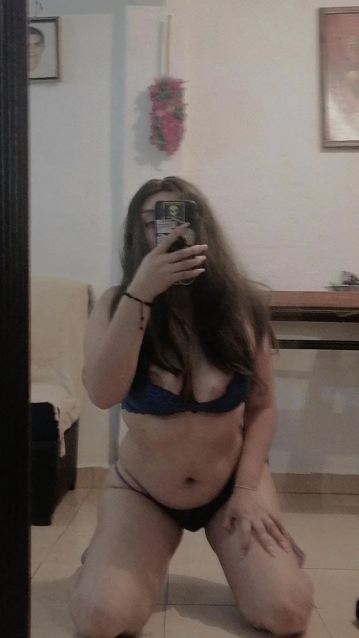 Delícia de ninfeta putinha vazada image 12