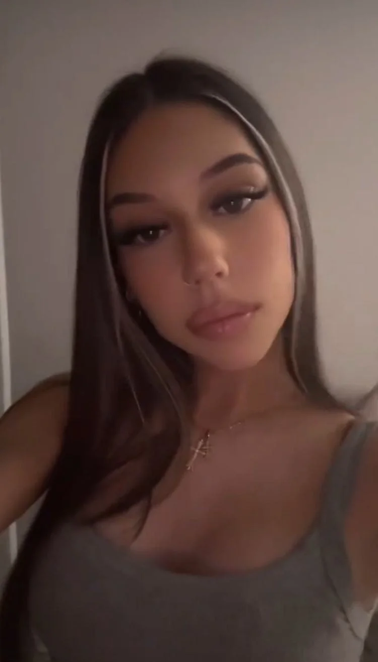 Request of IRL deepfake teen main image