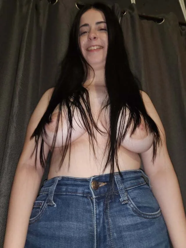 Rica Hembra image 9