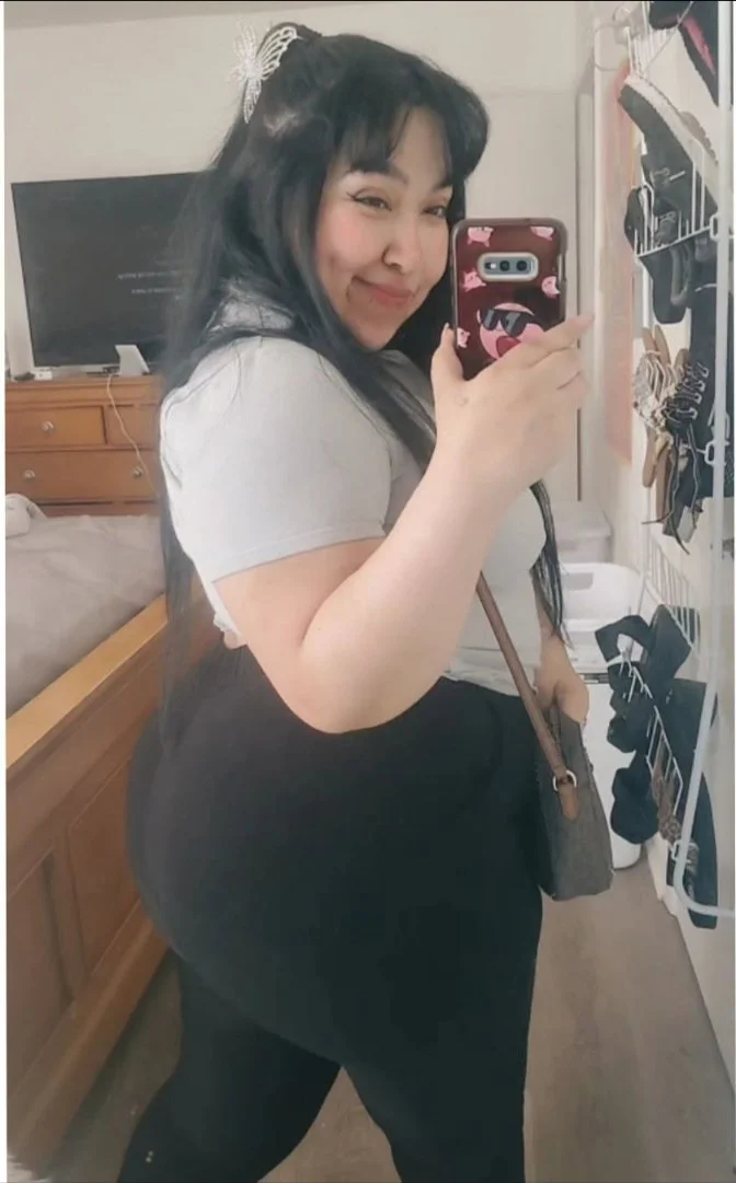 Latina milf with huge ass gets fucked leaked image 4