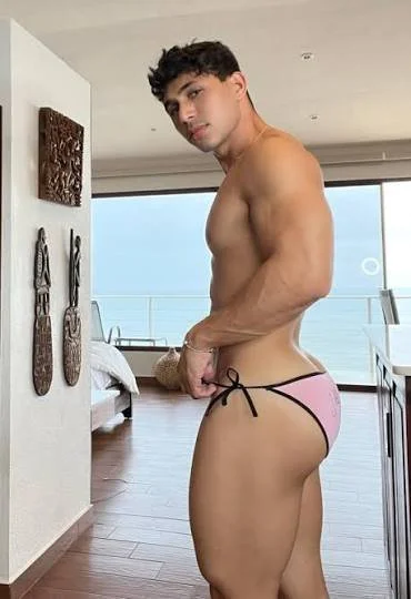 RENE GONZALEZ BYKEN 🇺🇸 GORGEOUS ASS MEAT & COCK 🍑👙🍆👙🍒👙💦 image 29