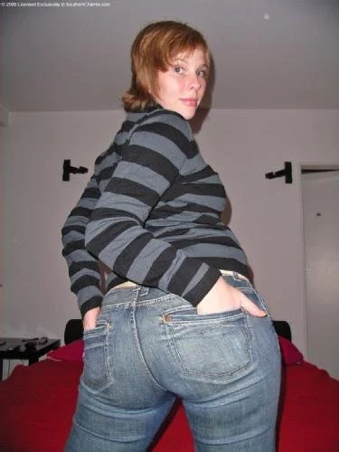 Big Booty Anal Slut pt1 image 3