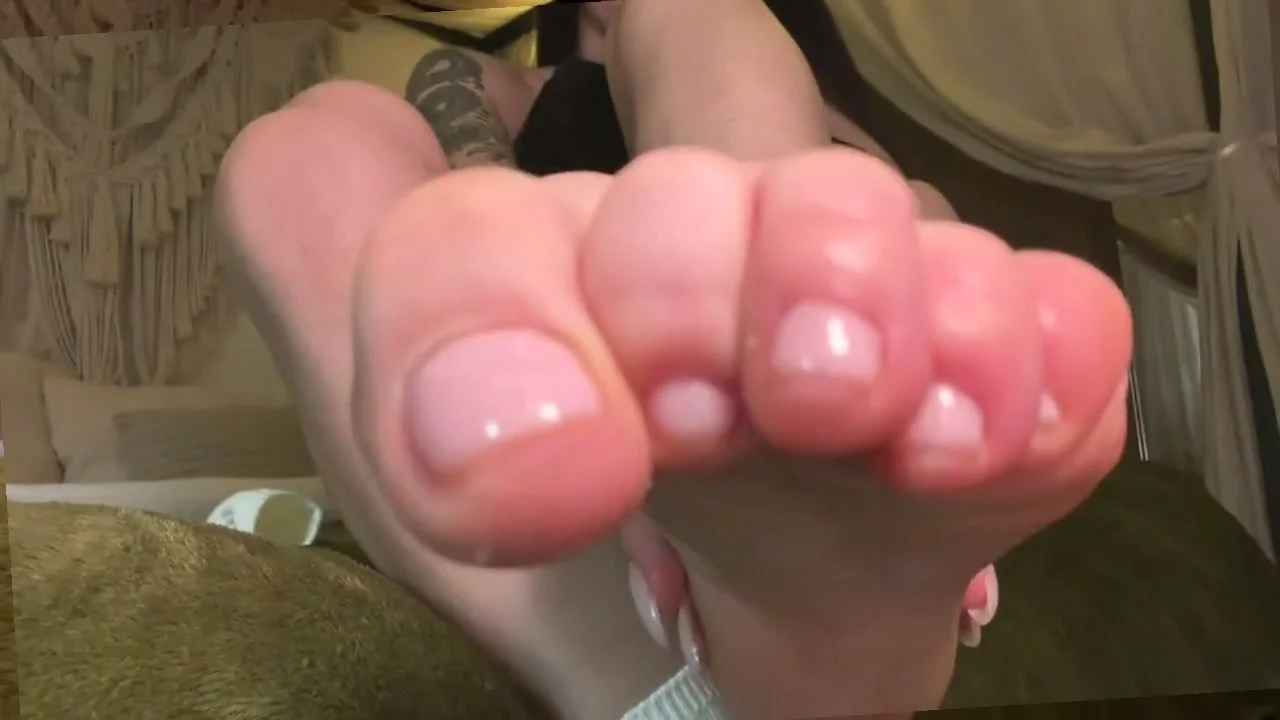🔞 wet round ass squirting tight pussy cum dripping 🫦🍑 See my OF image 2