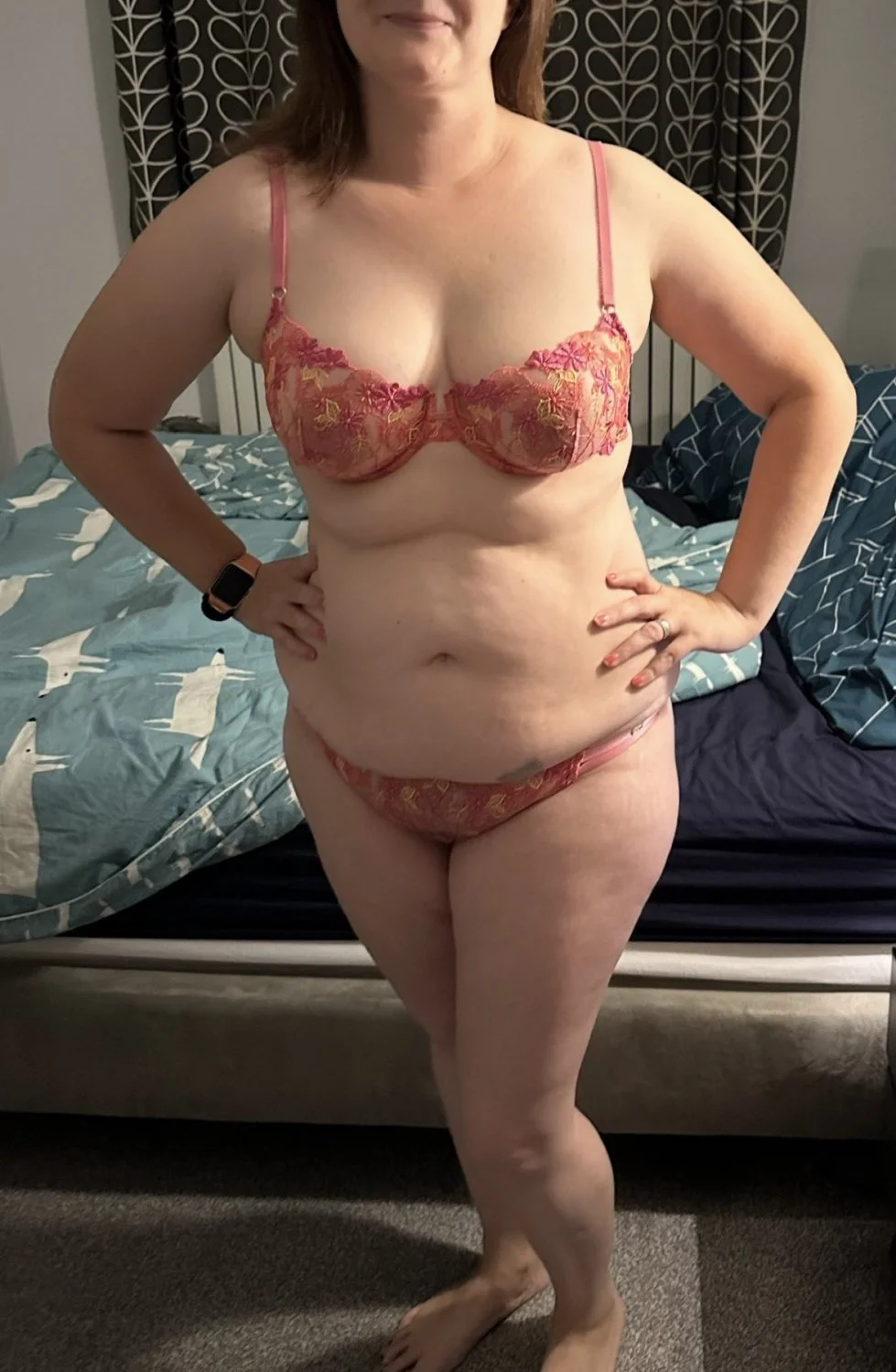 🇬🇧 British mommy. Married MILF mom Hotwife PAWG QOS Hotwife webslut husband image 2