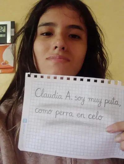 Claudia, peruana bisexual exhibida. cover image