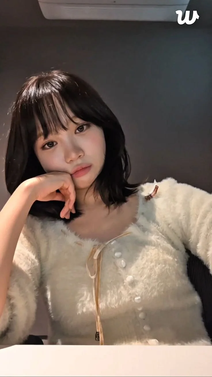 chaewon image 2