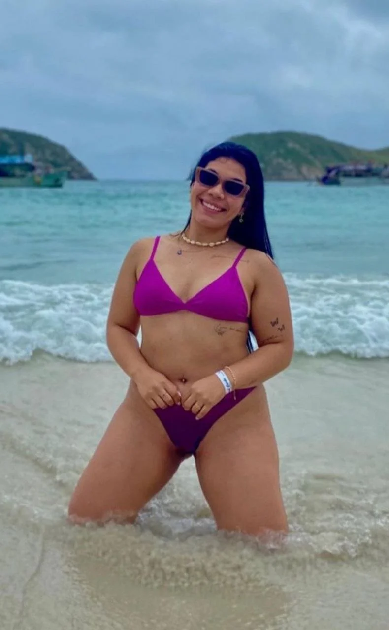Morena Rabuda, corninho posta foto abrindo o cuzão dela, deve estar querendo chifre image 2
