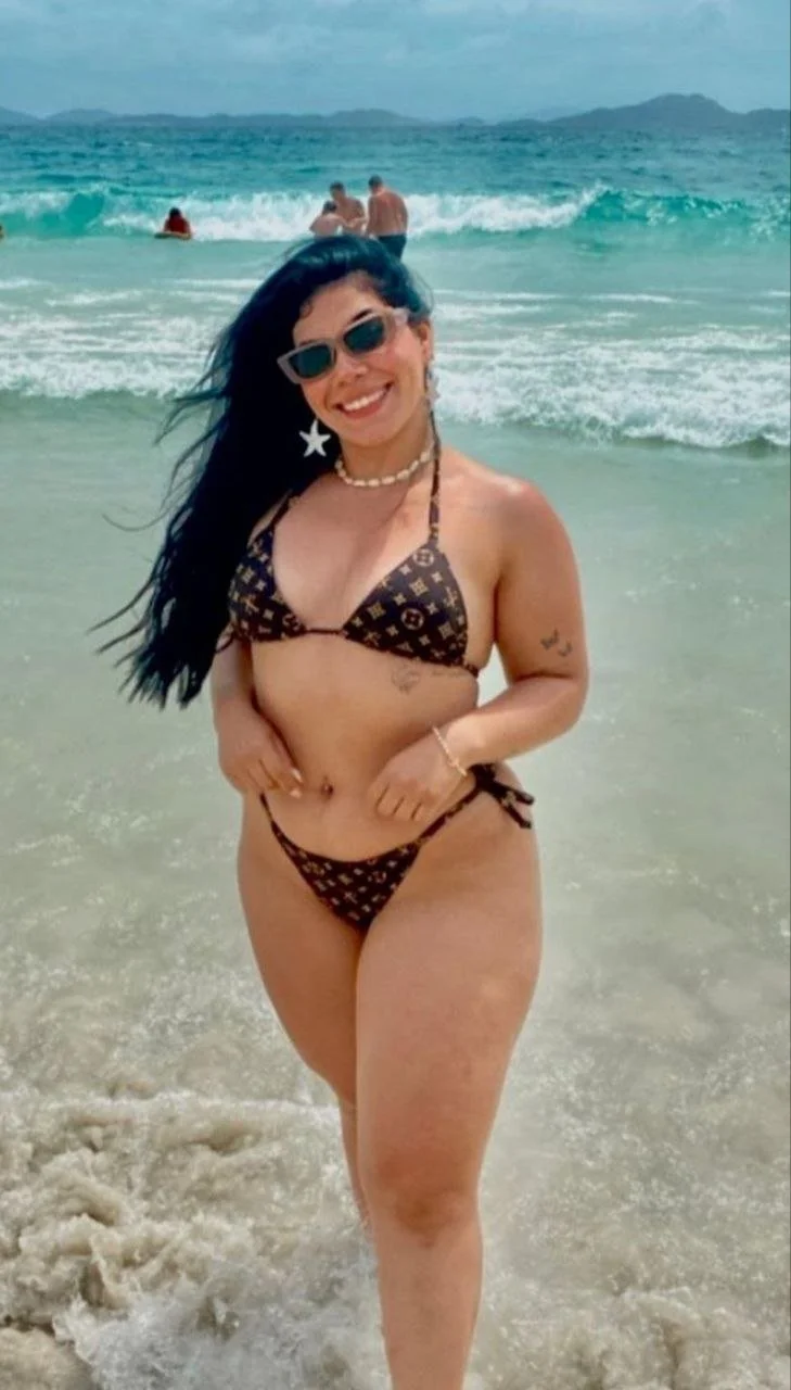 Morena Rabuda, corninho posta foto abrindo o cuzão dela, deve estar querendo chifre image 27