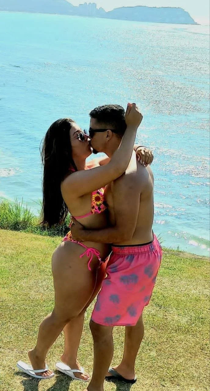 Morena Rabuda, corninho posta foto abrindo o cuzão dela, deve estar querendo chifre image 37
