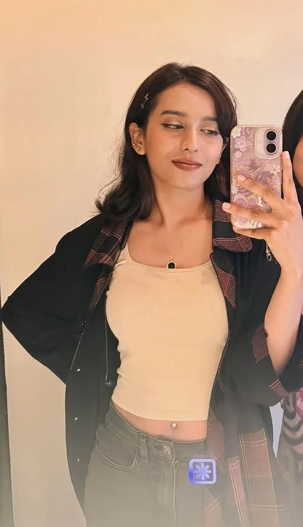 23rd birthday Brown girl. I want to have sex with her😍 image 5