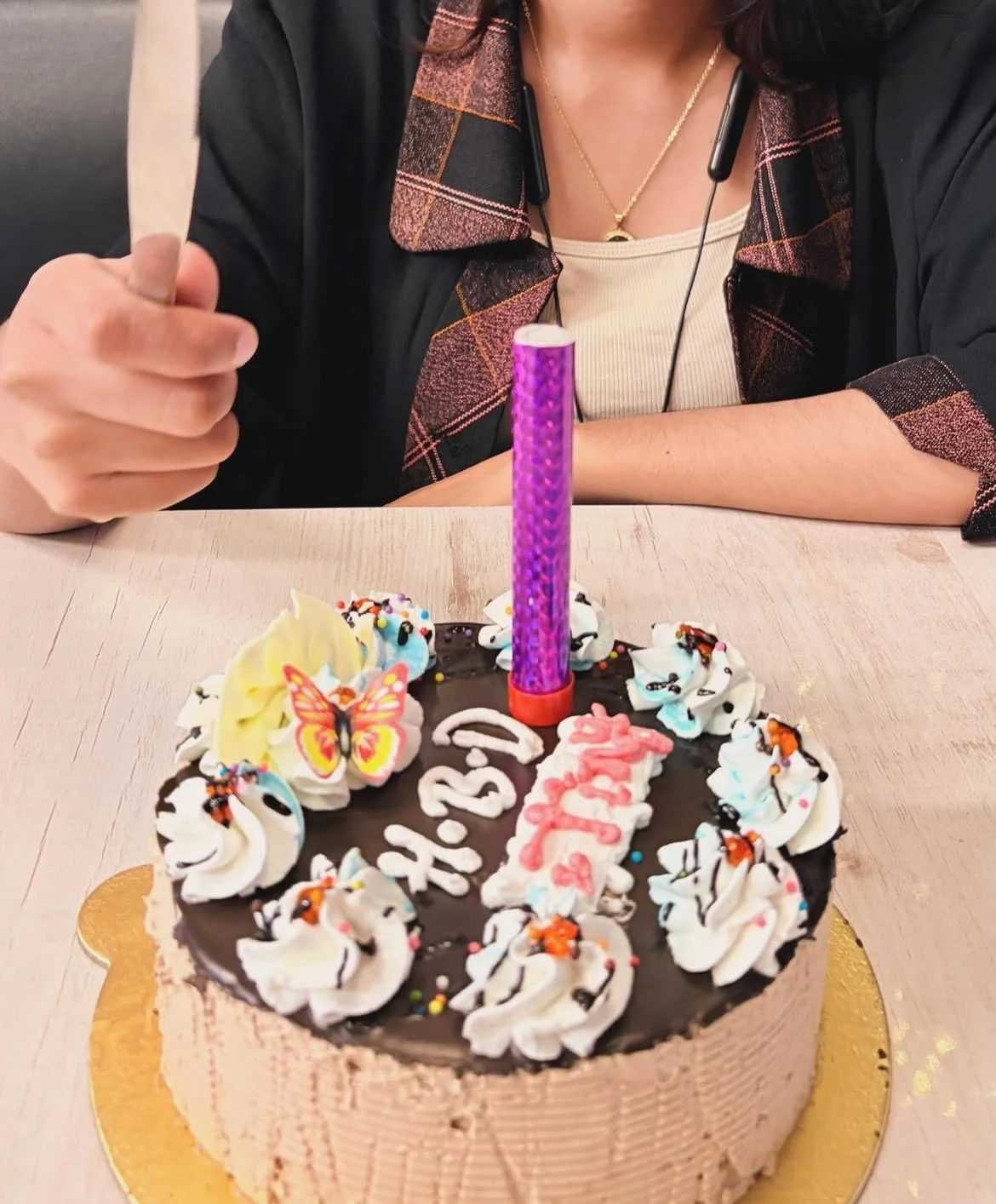 23rd birthday Brown girl. I want to have sex with her😍 image 8