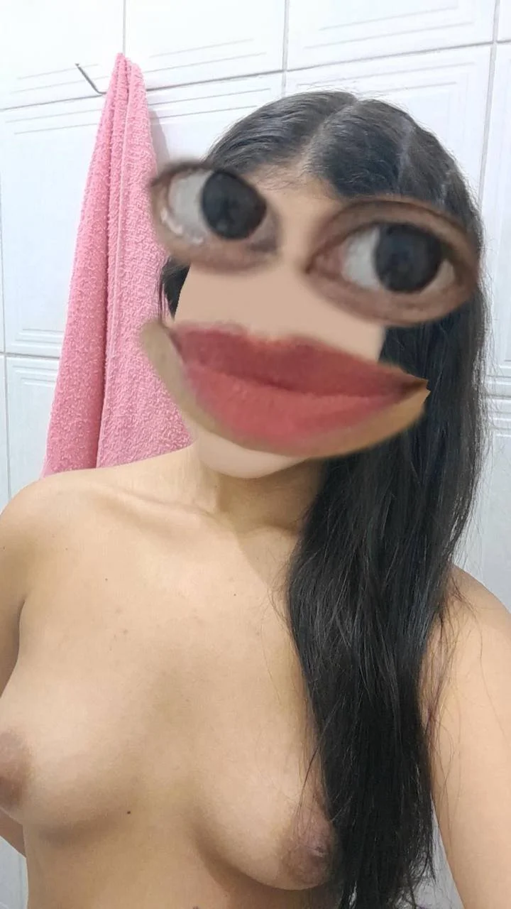 Novinha paraense se exibindo toda putinha e safada image 8
