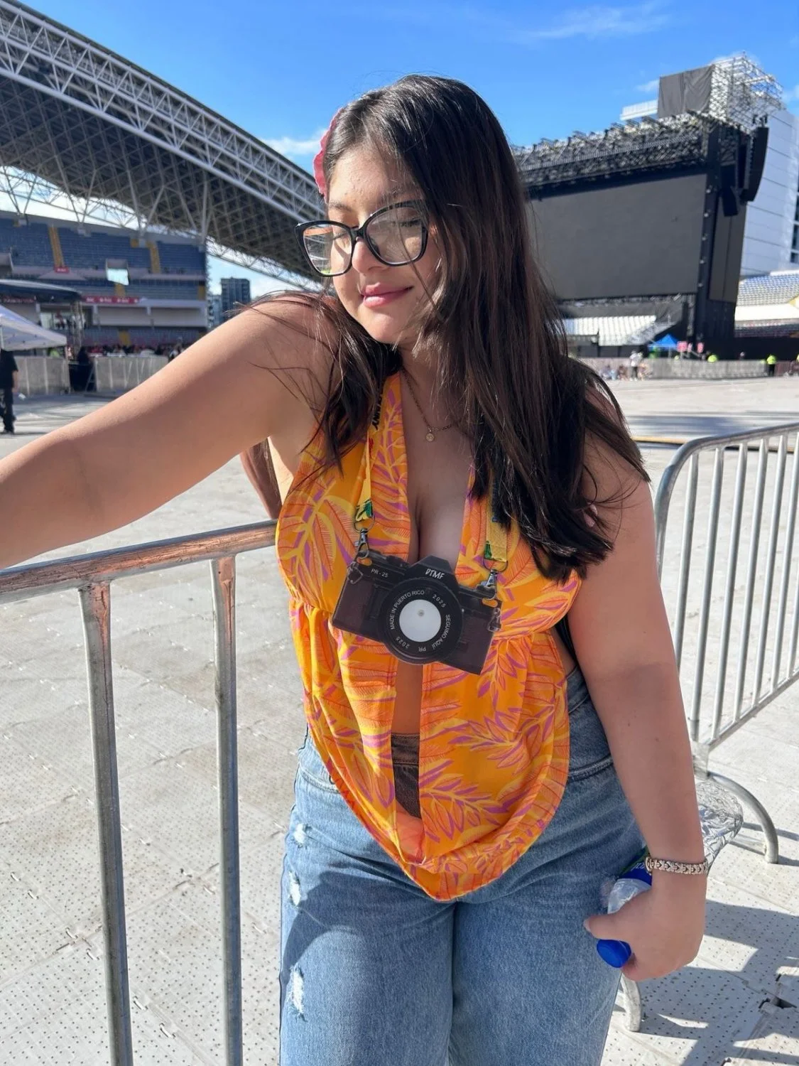 Big-breasted woman with glasses image 1