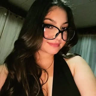 Big-breasted woman with glasses image 2