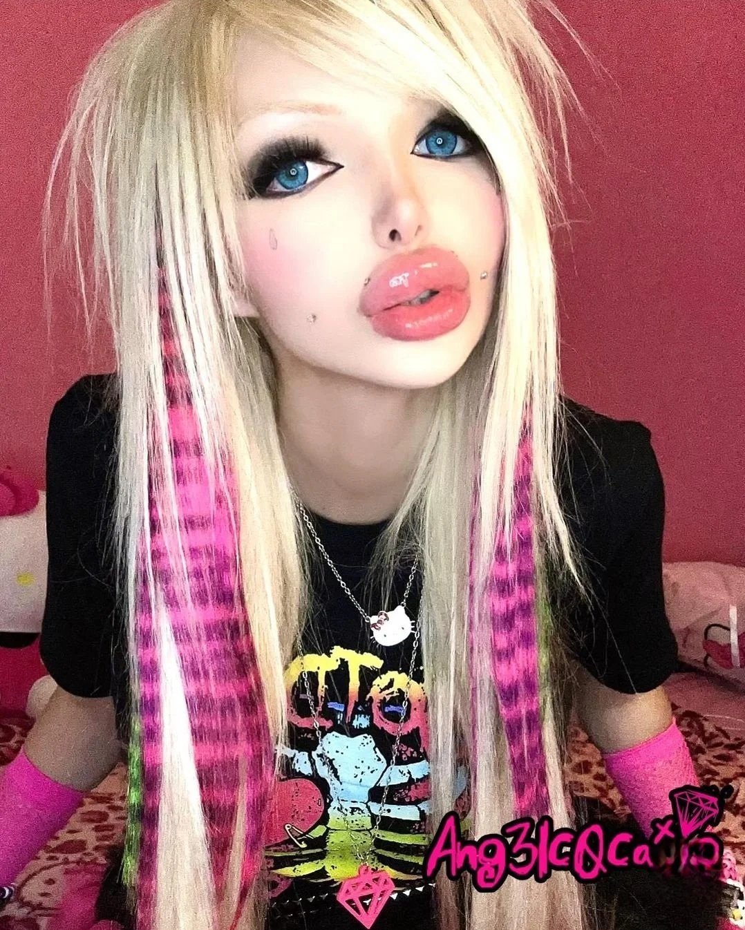 Scene Girl Bimbo 2 image 28