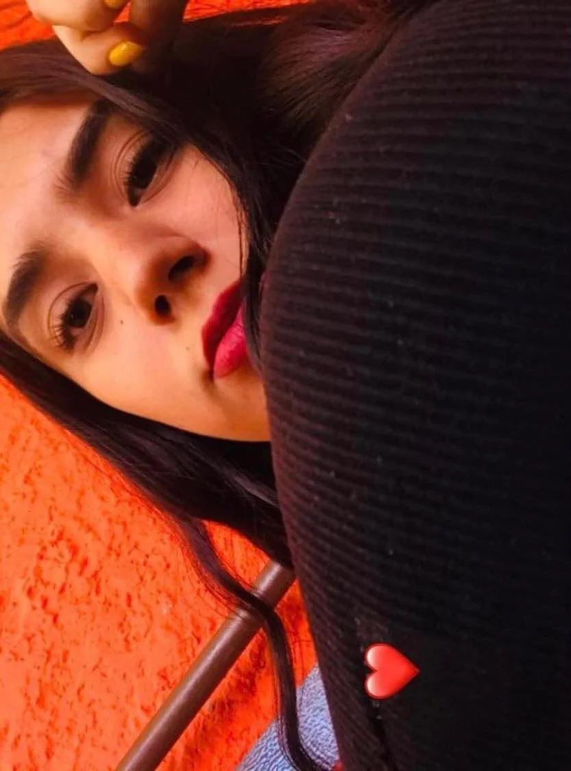 Jovana cachonda image 3