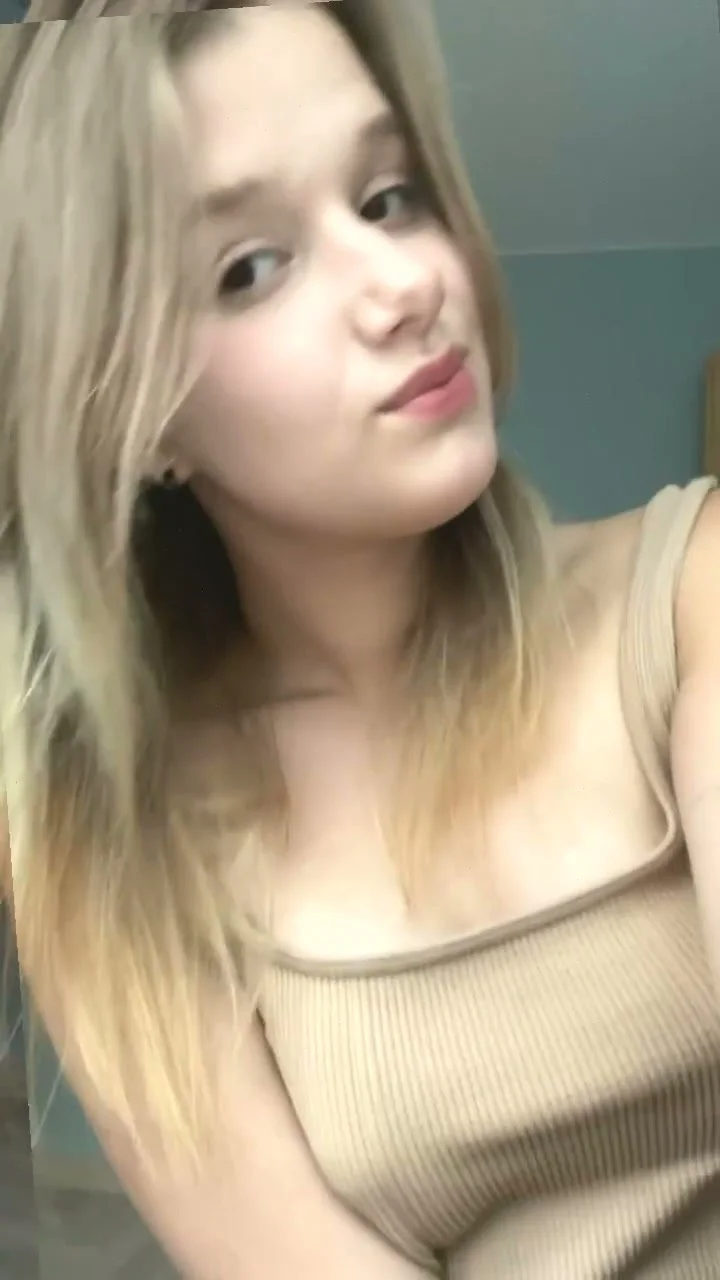 🔞 Hot slutty big boobs nude deepthroat pussy 😈🍑 Check OF now image 3