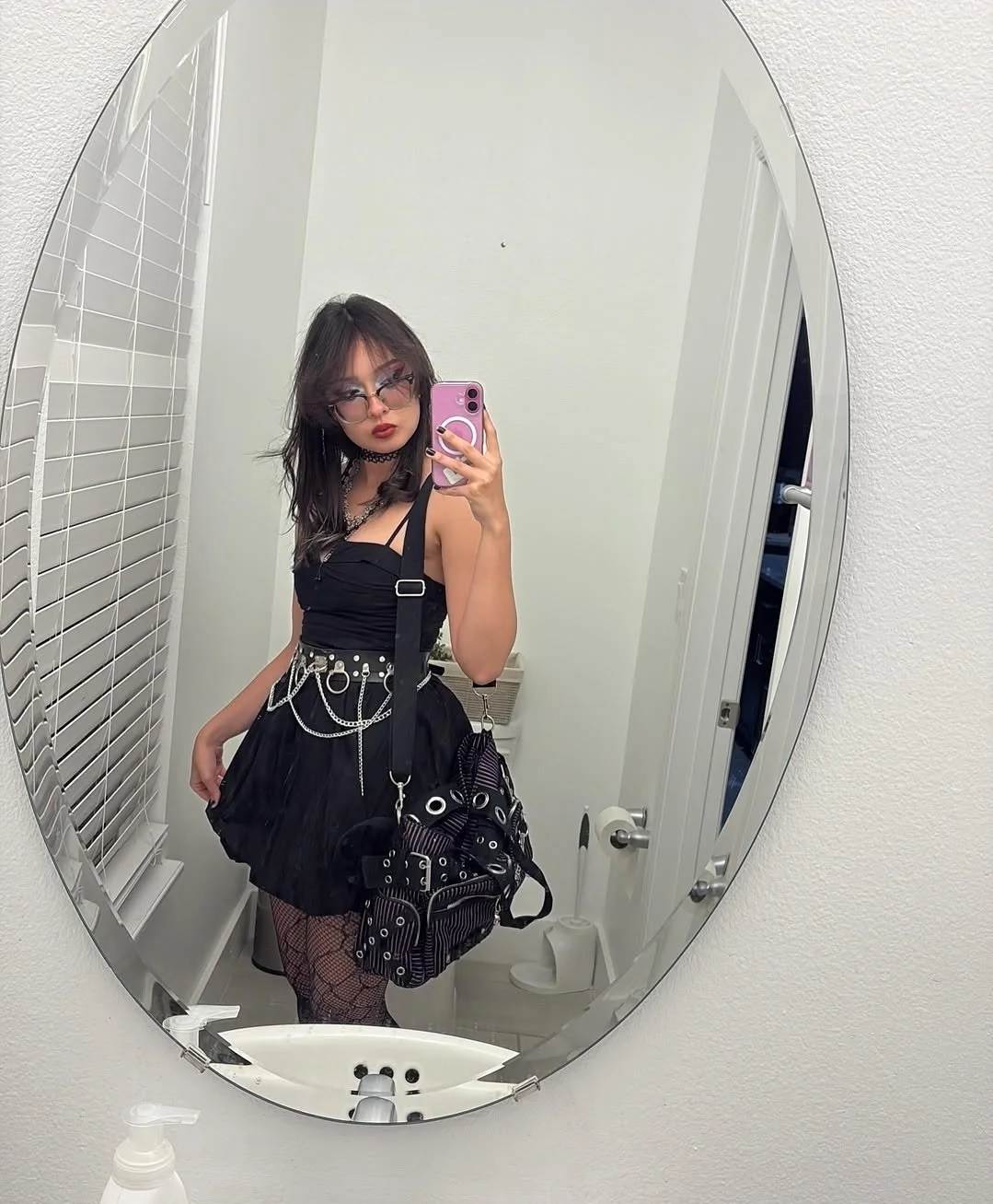 Gotica Culona Latina 😵‍💫 image 1