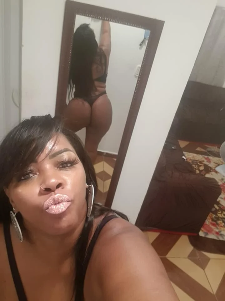 Patrícia Oliveira Sexy image 16