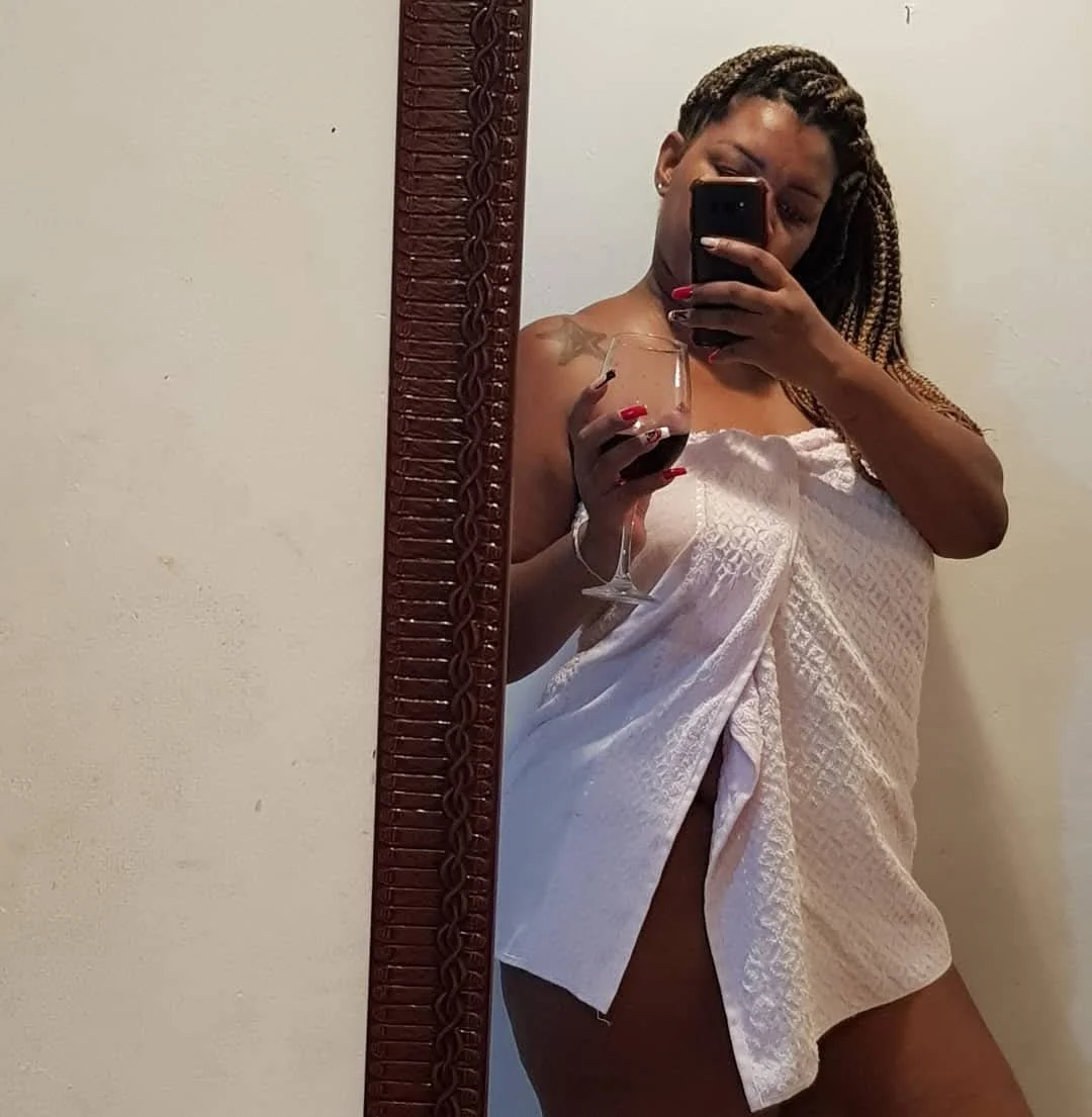 Patrícia Oliveira Sexy image 42