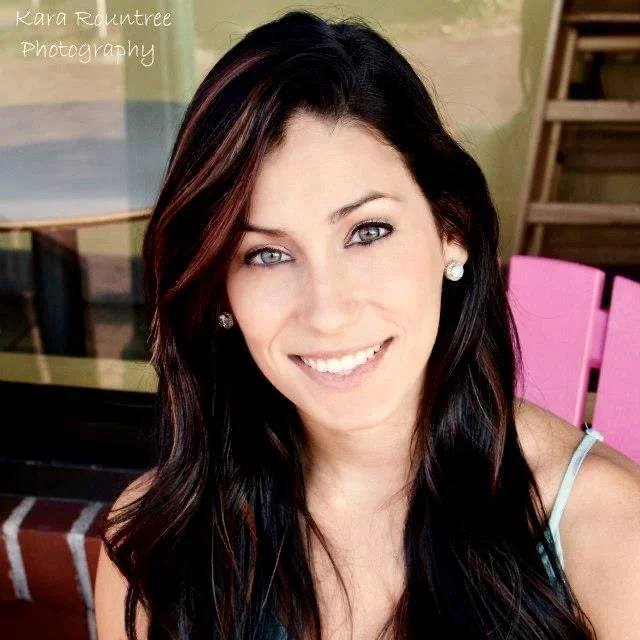Hot dentist Gentri shows why she’s such a “daddy’s girl” image 12