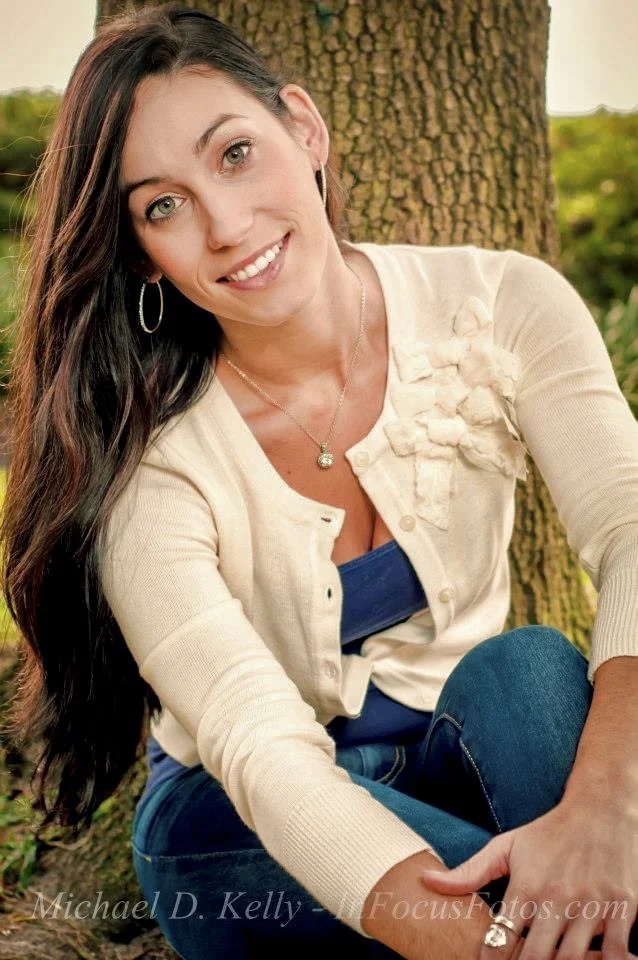 Hot dentist Gentri shows why she’s such a “daddy’s girl” image 4