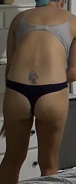 Secret cam sexy fit wife, great tits image 10