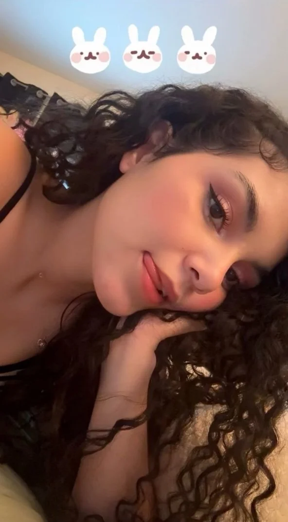 Mi amiga Yorlyn tiene ganas de Chuparla❤️ main image