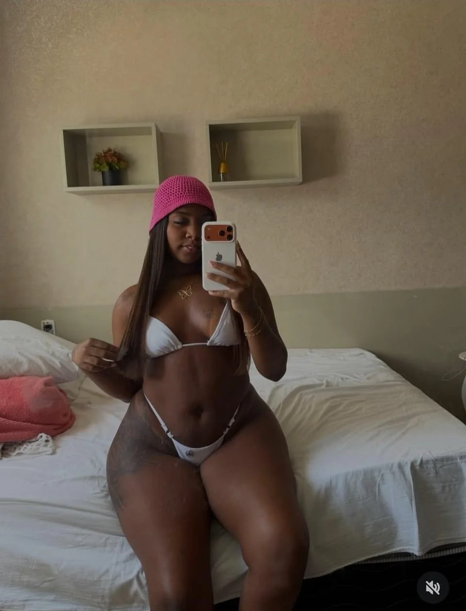 chocolate women 🍫 image 4