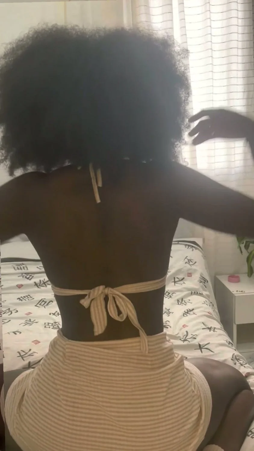 🔞 Hot dripping fat ass nude stripping naked pussy 😈🍑 Check OF now image 5