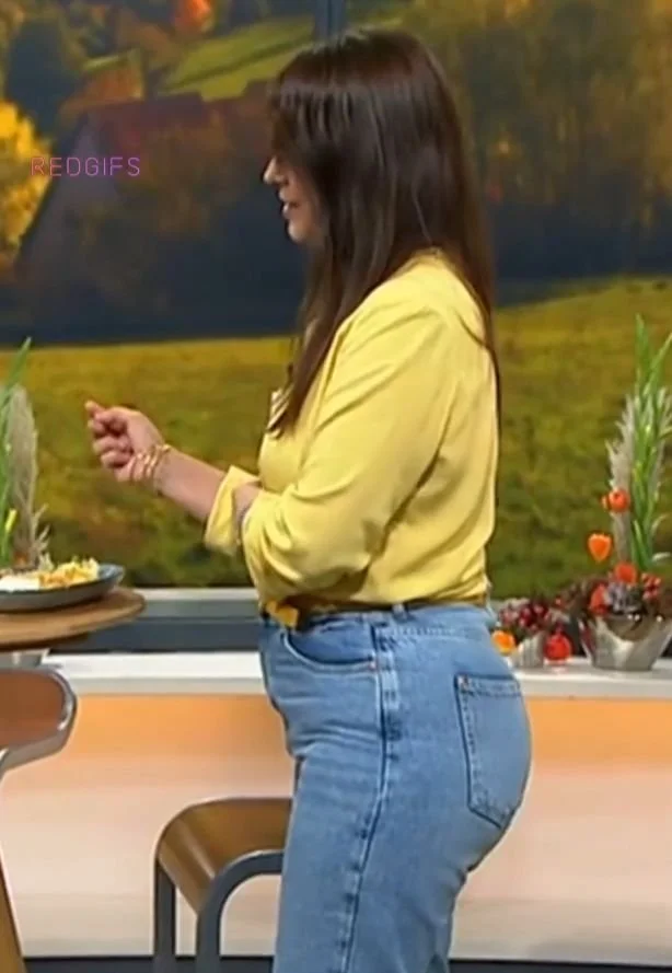 MyType Thick on TV #5 Thick n Sexy w/ Curves Mature TV Host image 11