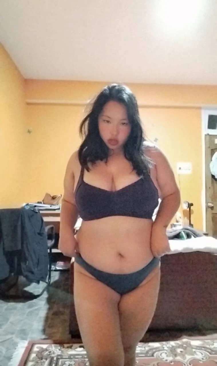 Nepali sexy horny girl showing boobs and feeling horny (New Exclusive ) image 7