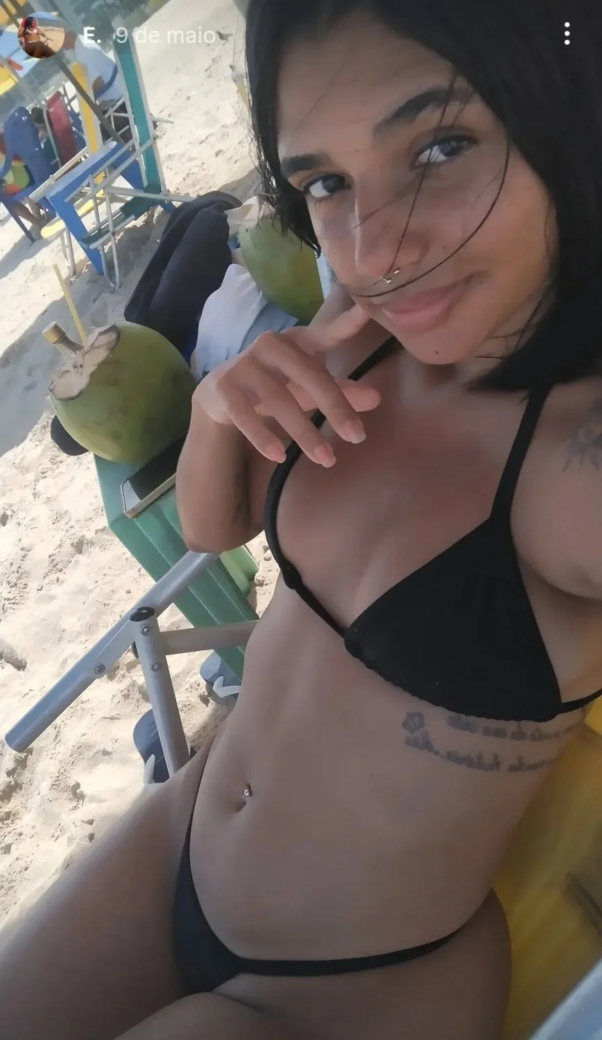 Seguidor vazou amiga morena bem gostosa pra eu tributar image 4