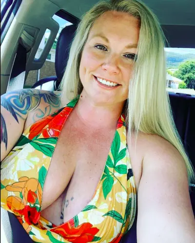 Gorgeous blonde Realtor pawg milf cover image