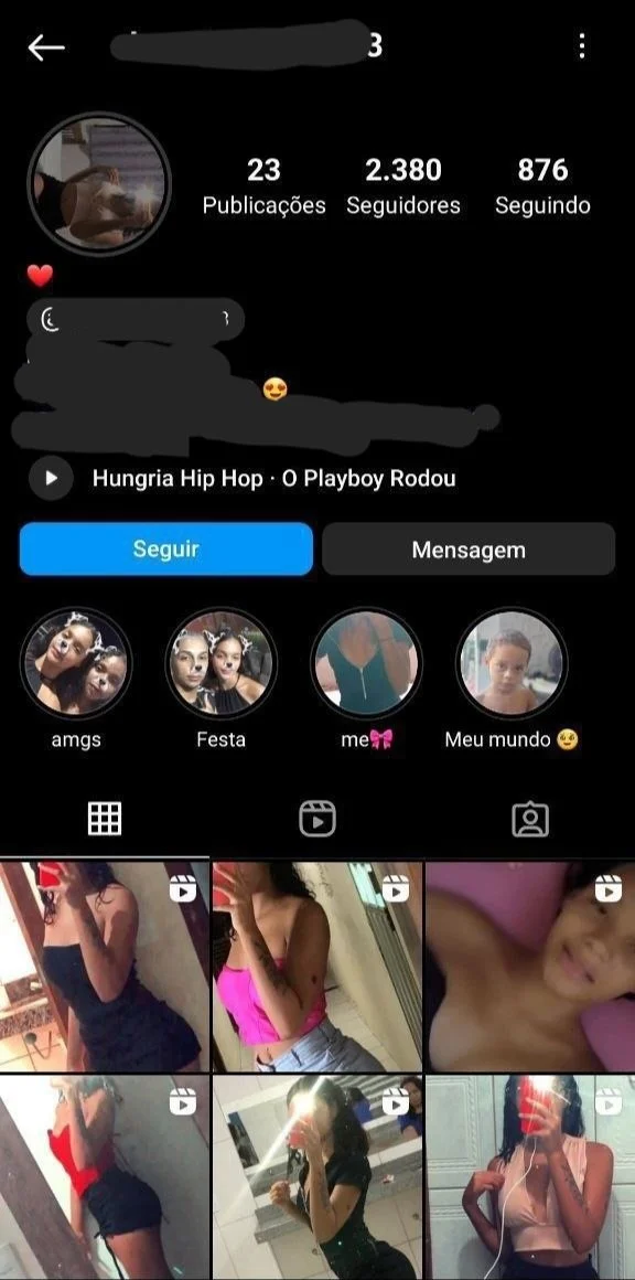 Morena novinha gostosa foi vazada dando pro cria na favela vazados jovem cacheada putinha puta rj image 3