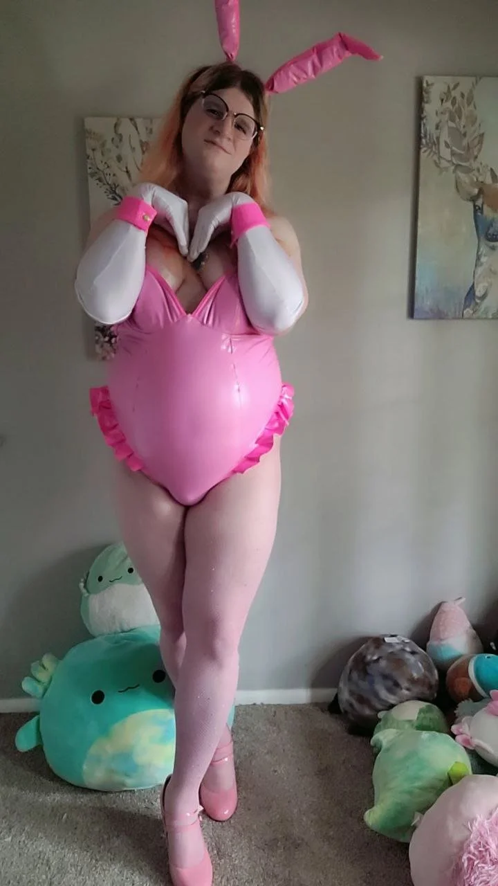 LavendulaHaze's 2025 Easter/4-20 Bunny Girl image 3