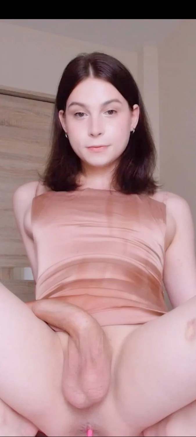 Ericaglam beautifull ts image 21