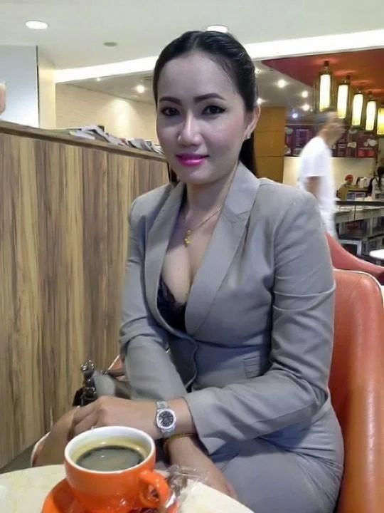 Sexy Asn Milfs image 42