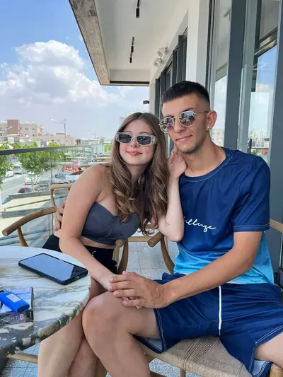 Casal argentino caiu na net gostosinha termino com o lerdao da foto cover image
