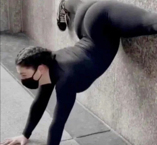 Charli D'amelio Arching Her Ass Against Wall main image