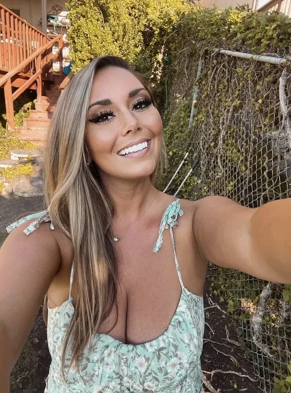 Big titty legend image 4