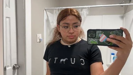 Teen Latina Ts baddie image 2