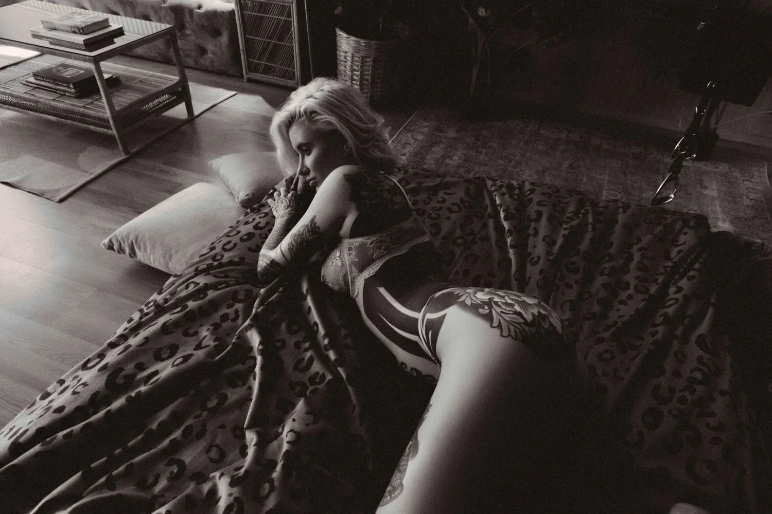 Boudoir image 17