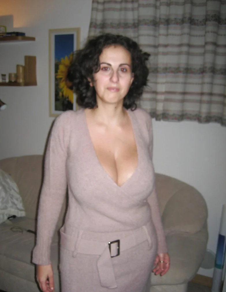 Marta - With Big Tits Or Huge Tits..? (pic2) image 21