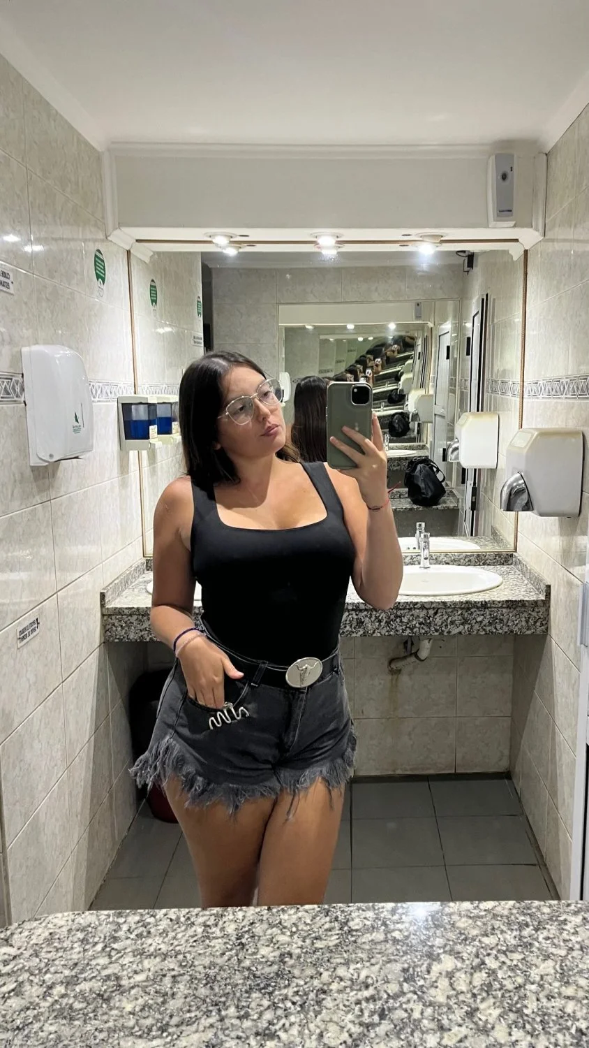 Argentina slut Jazmin lost in IRL game image 17